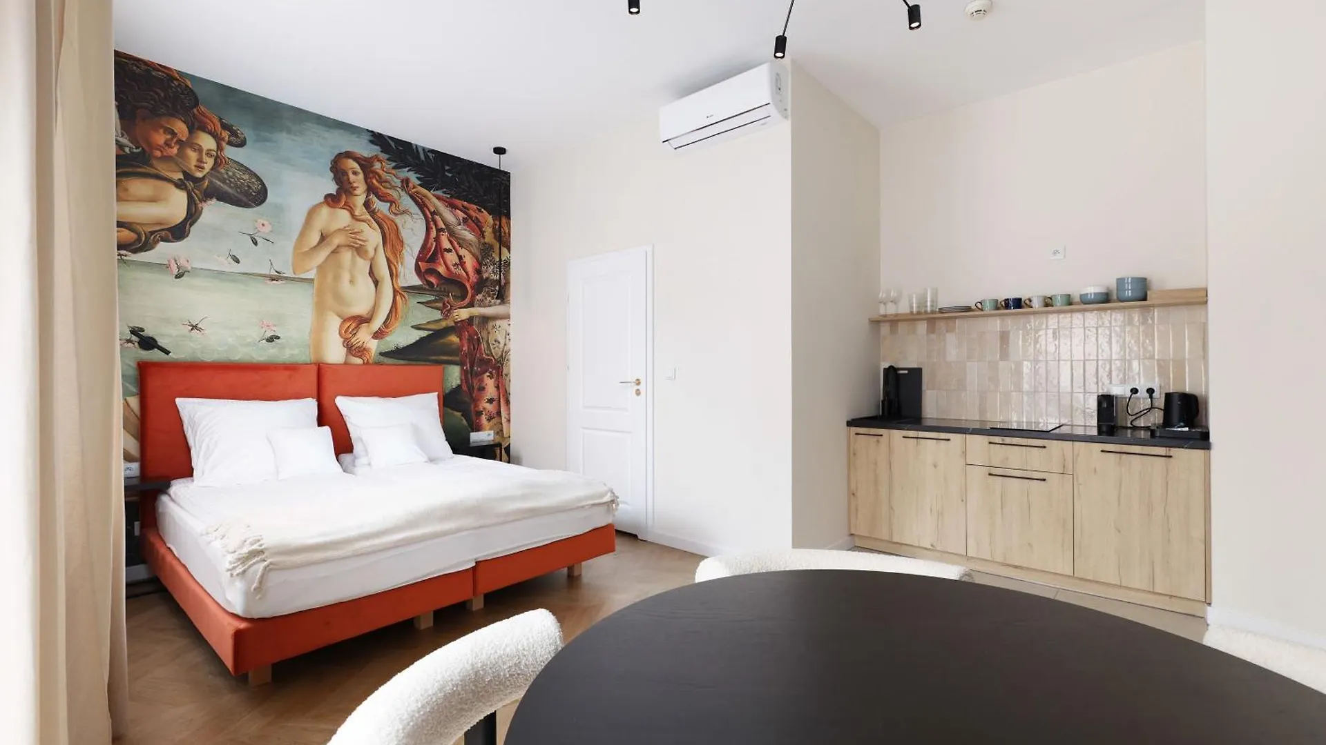 קרקוב Hetman Main Square Apartments