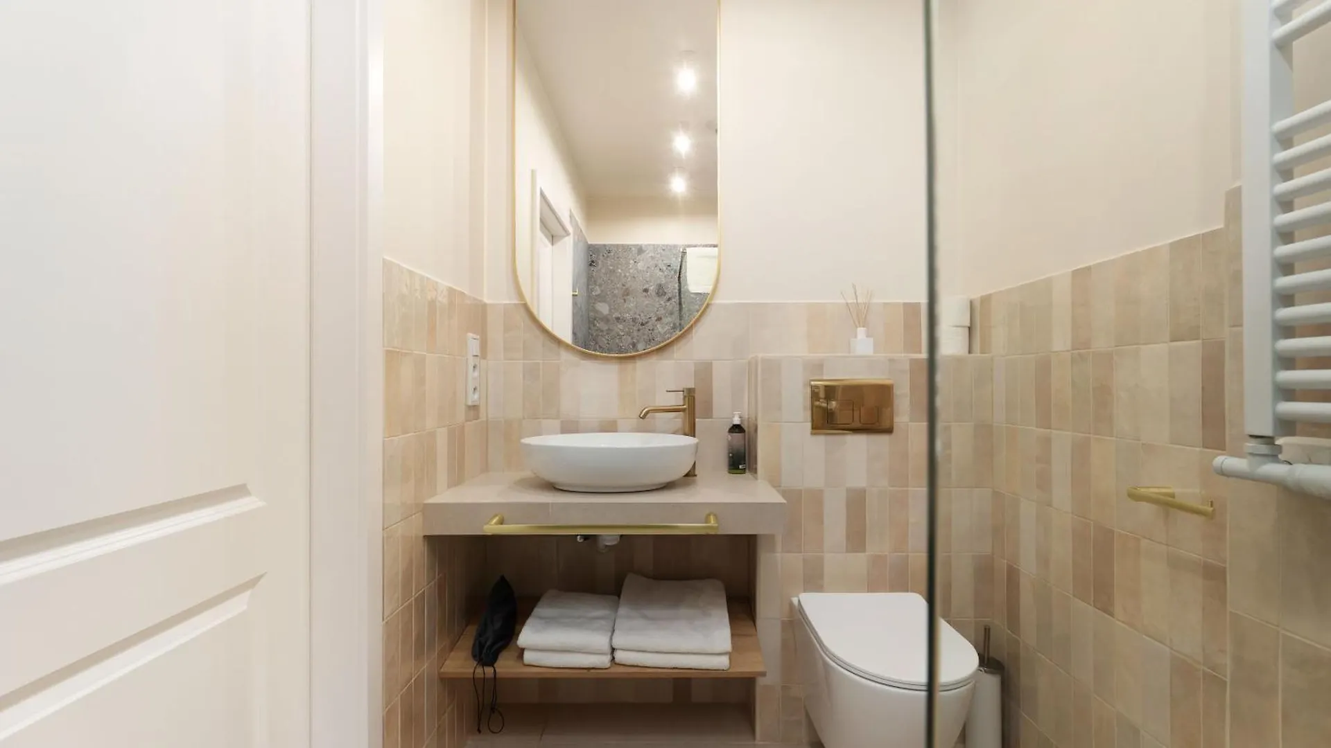 Hetman Main Square Apartments Krakow 0*,