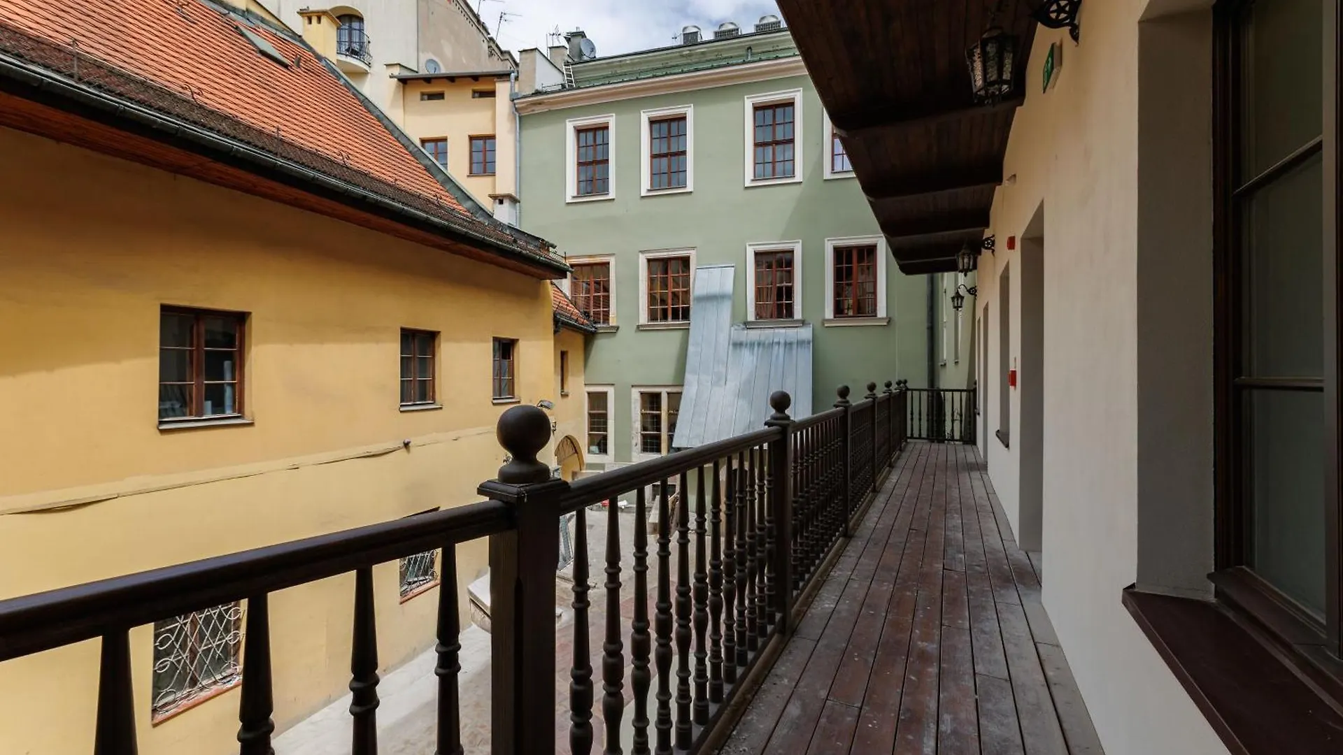 Hetman Main Square Apartments Krakow Poland