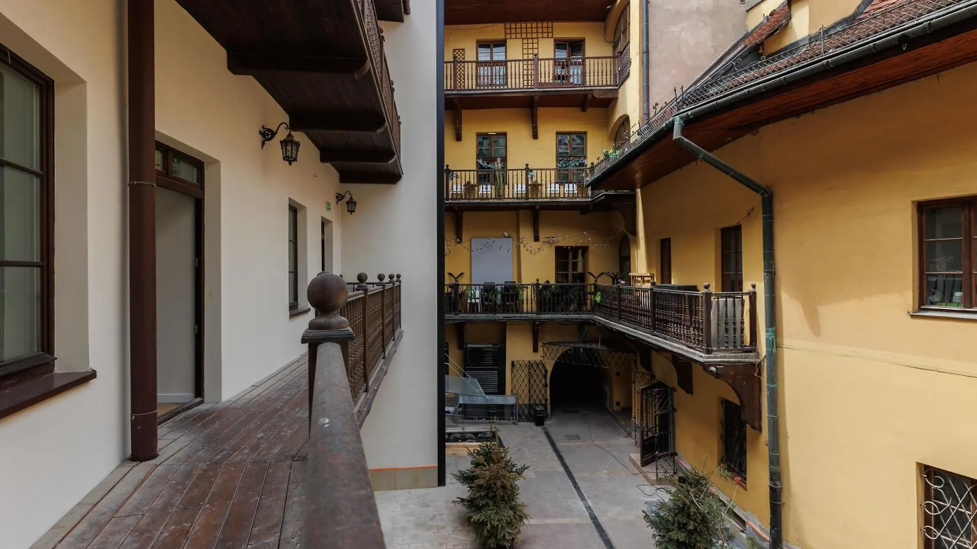 Hetman Main Square Apartments Krakow Poland